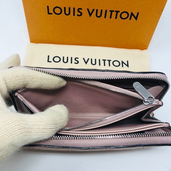 Louis Vuitton Mahina Zippy Wallet - Picture 6 of 8